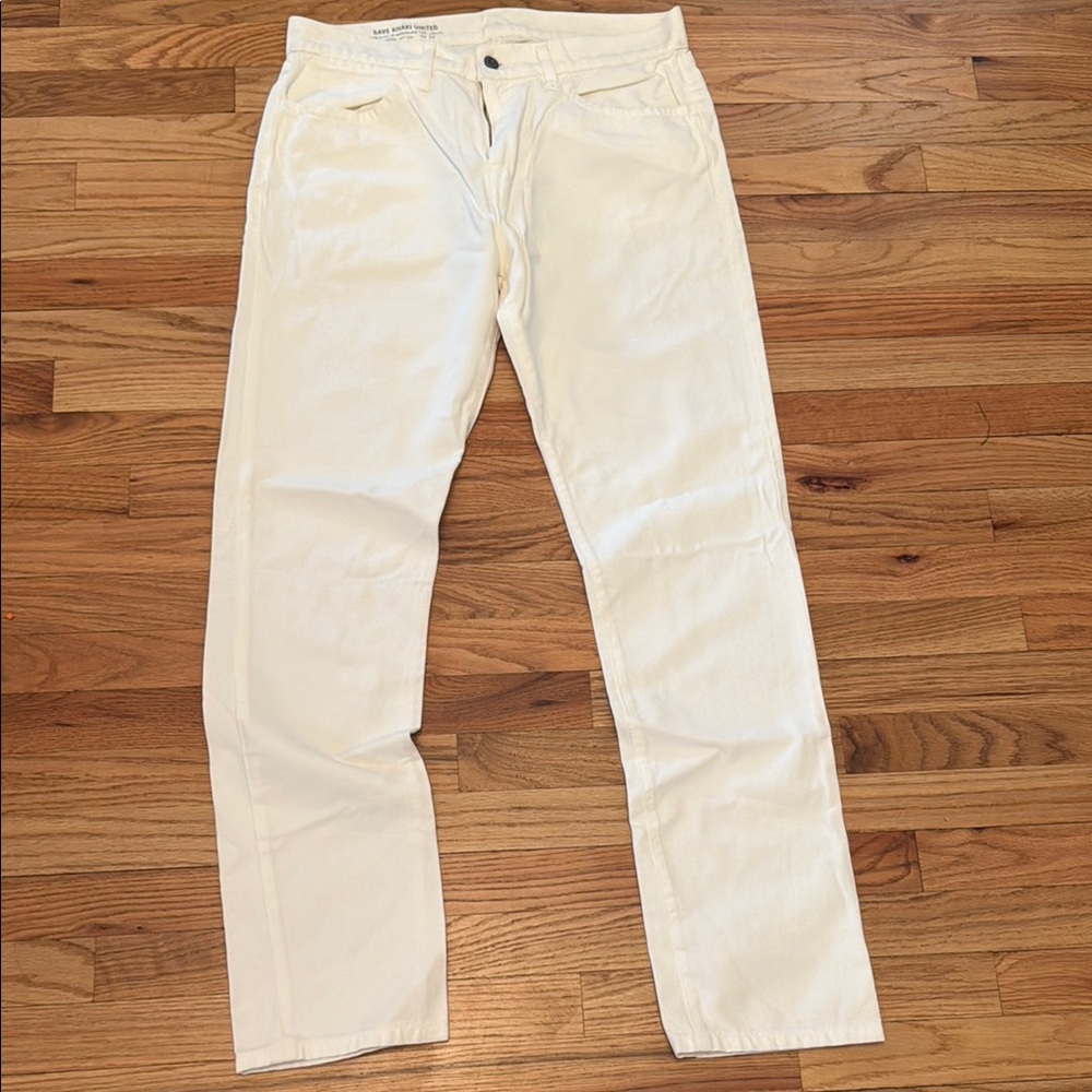 Classic White Straight-Leg Jeans